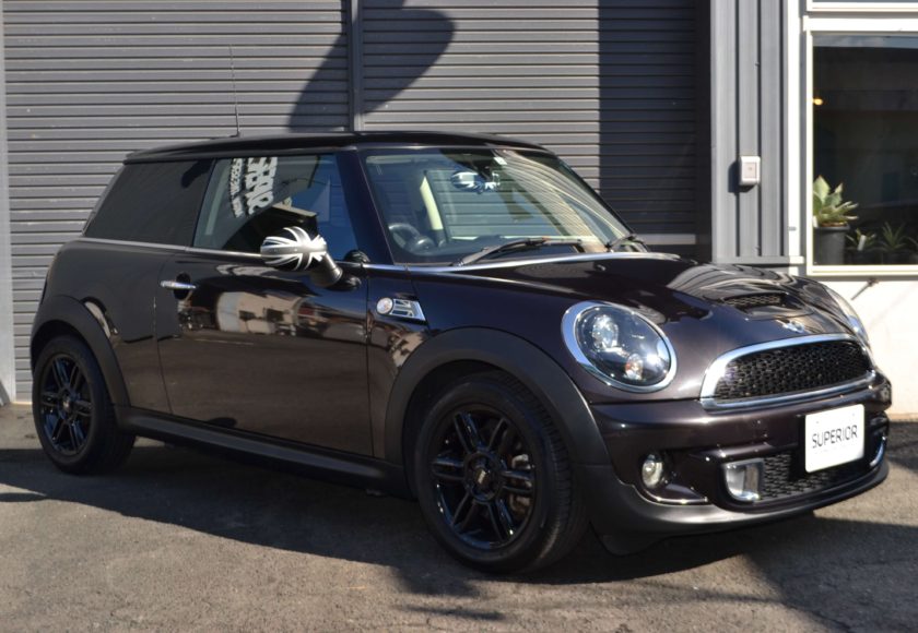 Bmw Mini Coopers アイスドチョコ ブラックアイ 輸入車販売 福岡 福岡 輸入車 Superior スーペリア 中古車 販売 鈑金塗装 内装 修理 オーダースーツ